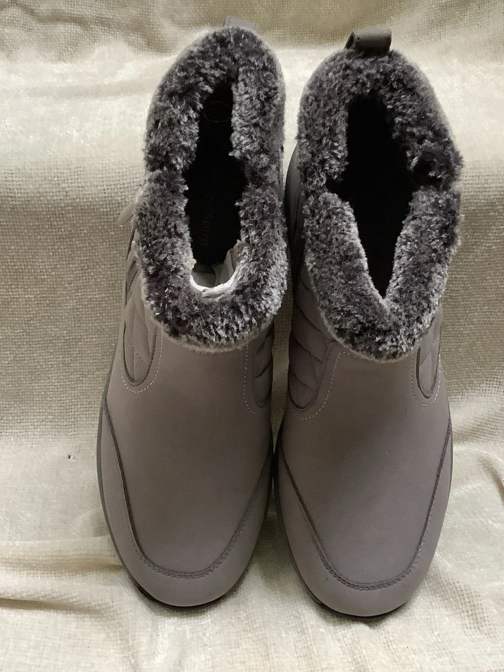 Easy Spirit Sevance 2 Ankle Boots-Light Gray Faux Suede-Faux Fur Trim-Zipper-9M
